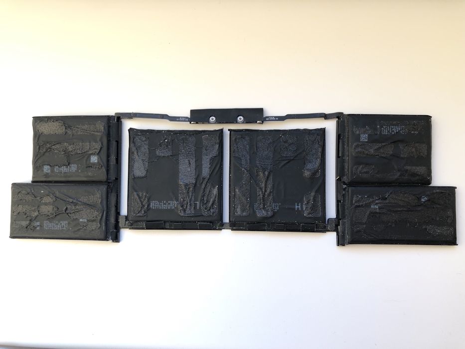 Батарея A1953 Macbook 1990 на запчастини