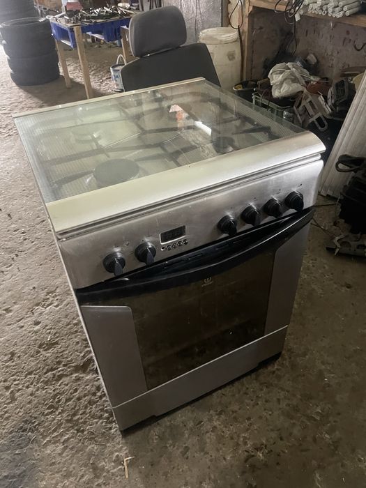 Газова плитка з електо духовкою Beko