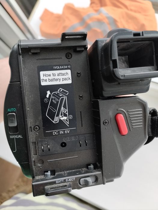 Panasonic видеокамера VHS-C на видеокассетах