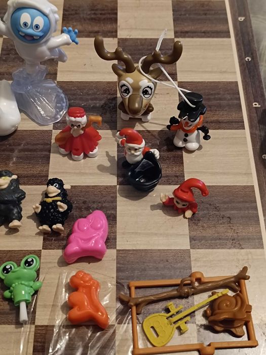 25 figuras bonecos desenhos animados