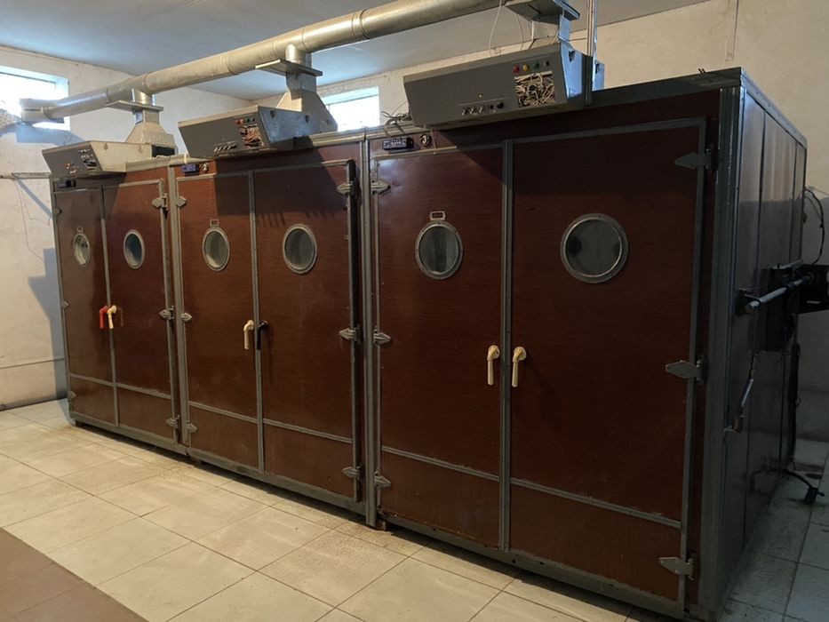 Инкубатор промышленный