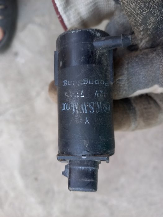 Продам мотор омивача део