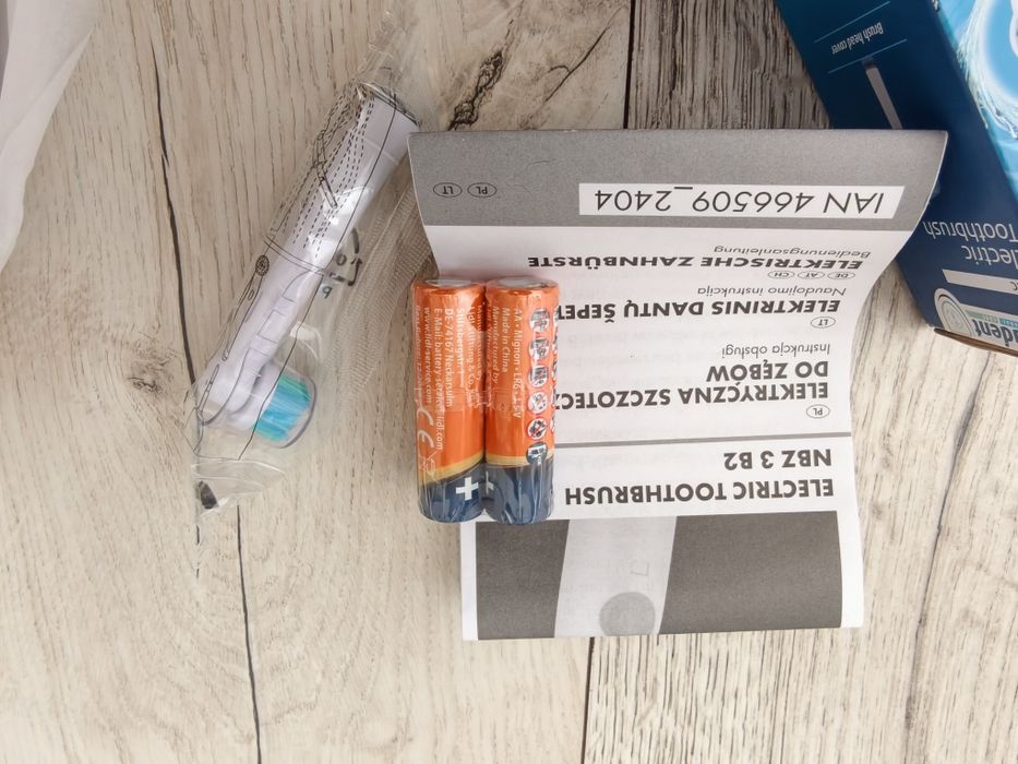Elektryczna szczoteczka do zębów Nevadent Electirc Toolhbrush