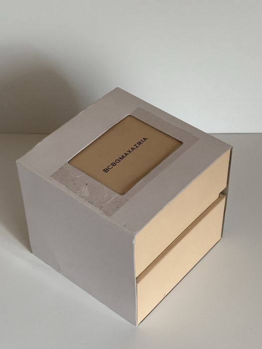 oryginalne pudełko na zegarek BCBGMAXAZRIA