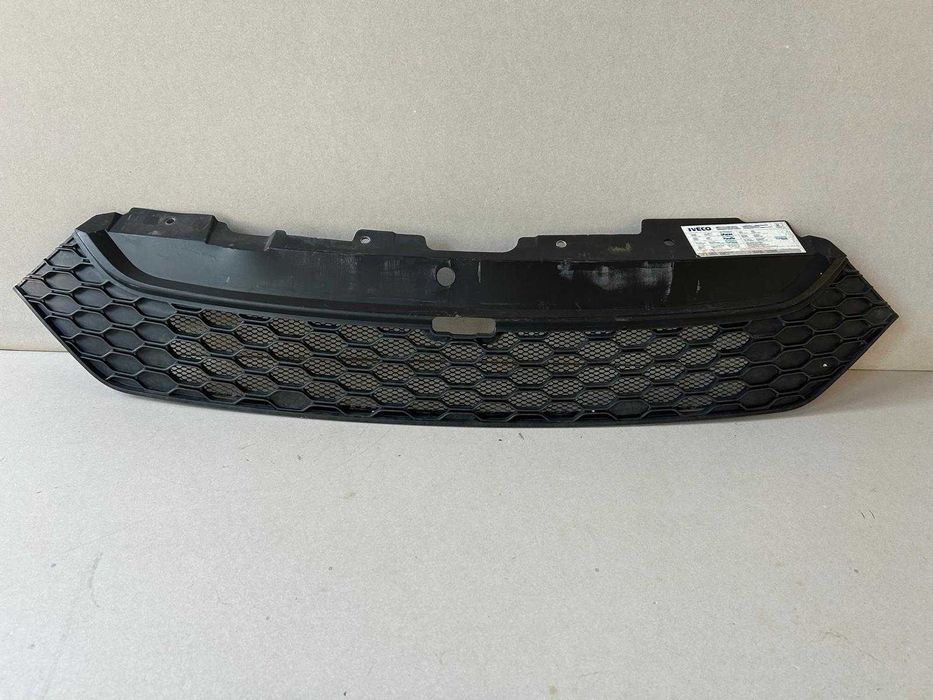 Gril Atrapa Iveco 14-
