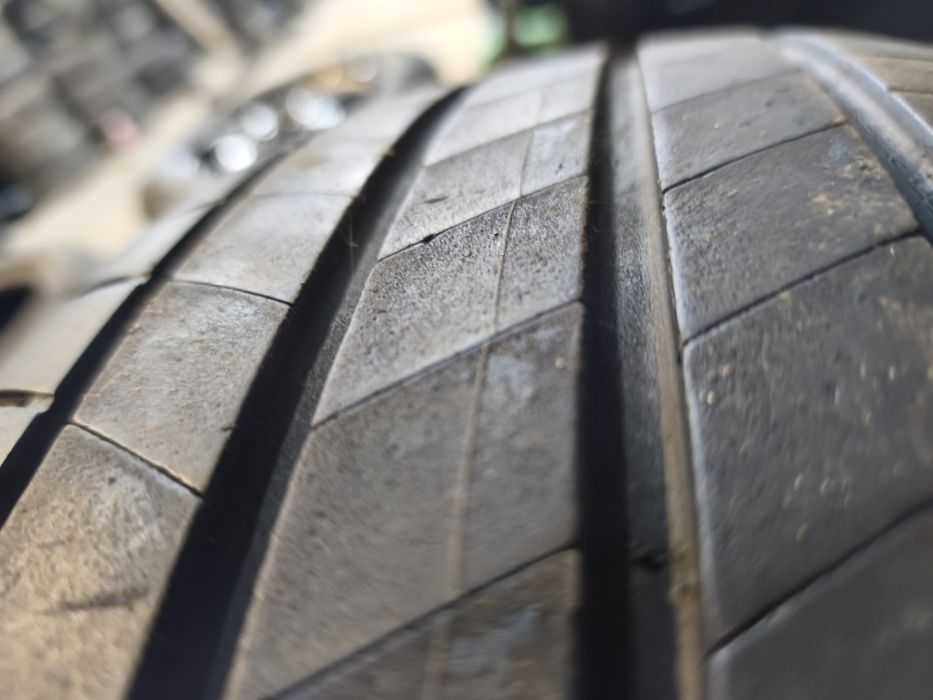 2szt 225 65r17 opony letnie Bridgestone turanza  005