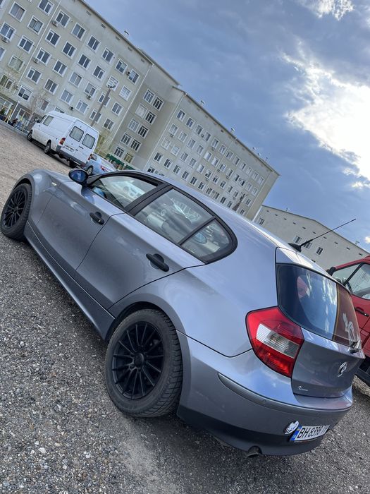 Bmw 1 2006  год газ/бензин