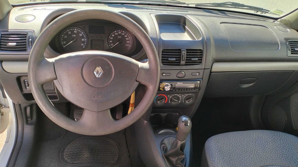 Renault Clio 1.5 dCi Comercial (2 Lugares) – 2007