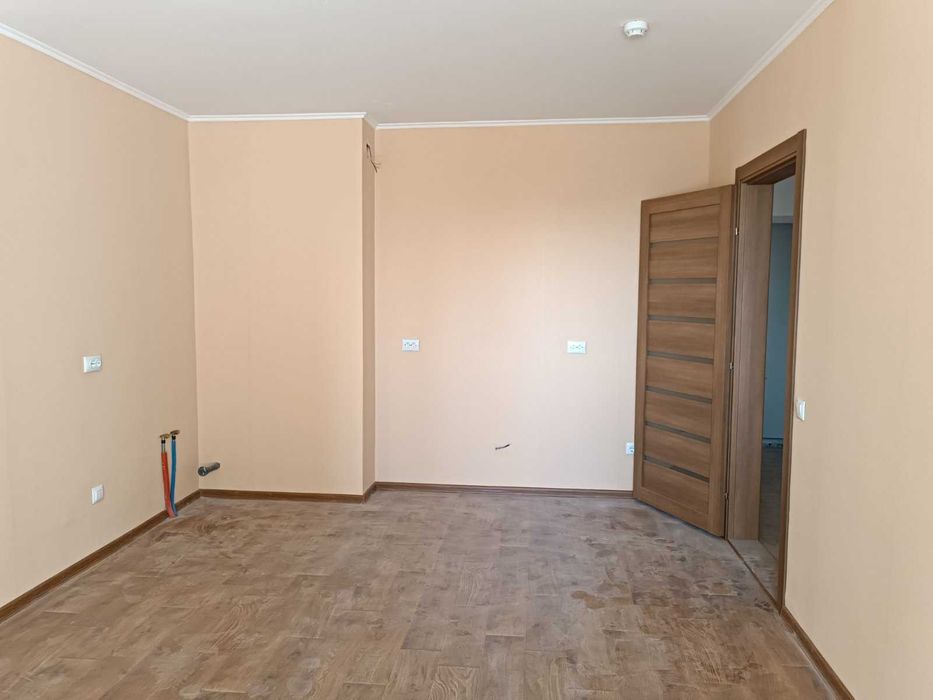 Бомбезна однушка 49 м², кухня 18 м² в ЖК Деснянський! Є-Оселя, Є-ремонт. Без комісії! Автономне опалення.