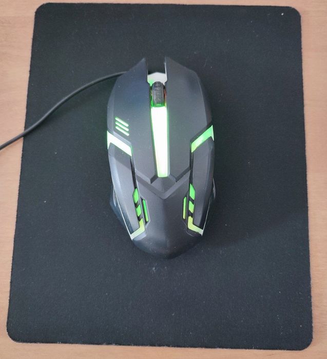 Mouse Gamer RGB com fio