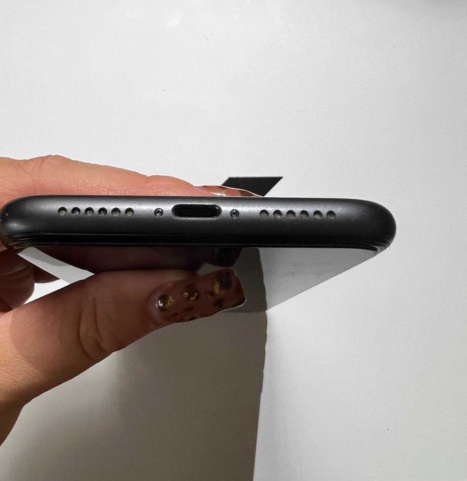 iPhone 11 128GB Stan Bardzo Dobry