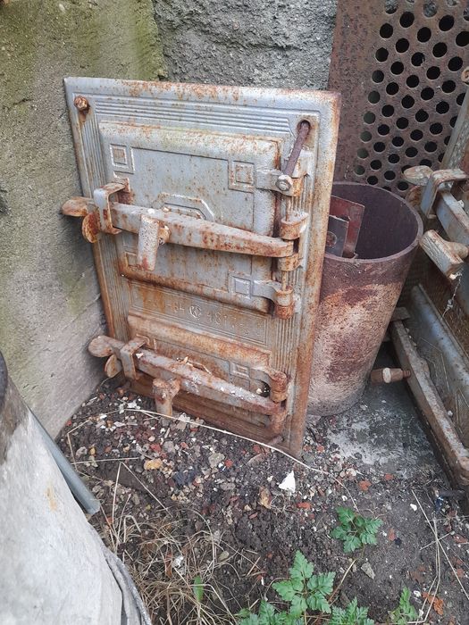 Drzwi do pieca kaflowego