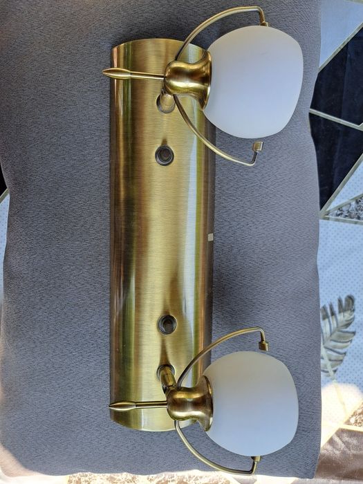 Lampa ścienna kinkiet regulacja światła