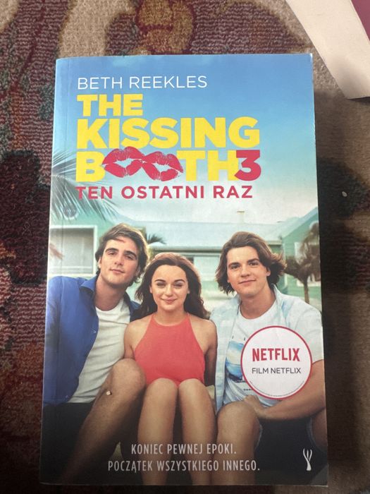 The kissing both 3 Beth  Reekles