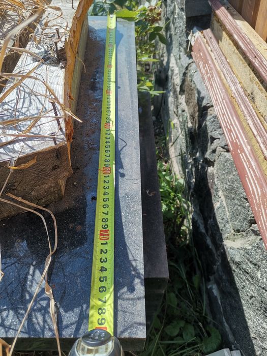 Гранитные плиты 9шт.