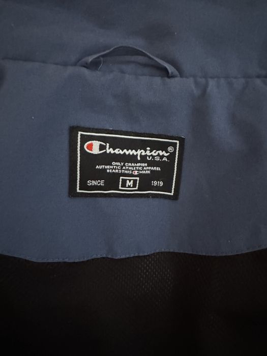 Зіпка Champion.