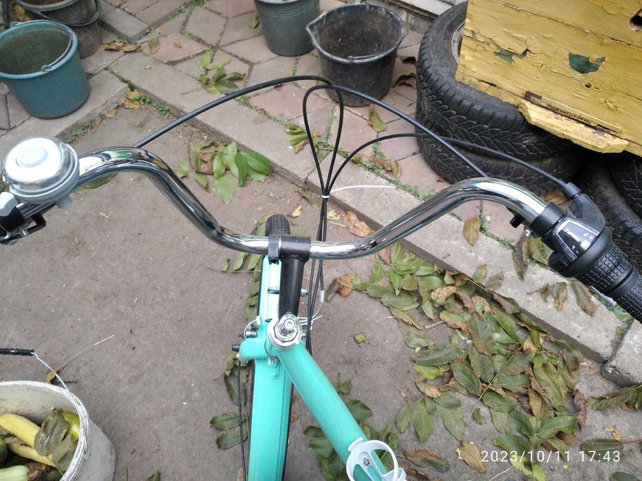 Трьох колісний велосипед