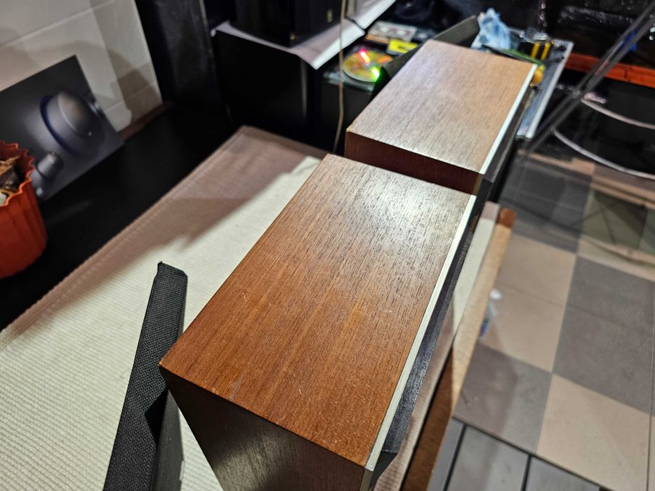 Акустика Bang & Olufsen Beovox S30