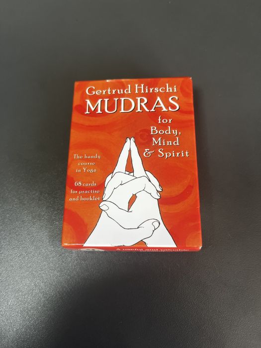 Картковий набір Гертруд Хірші