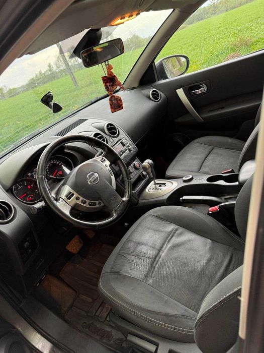 Nissan qashqai 4wd 2+