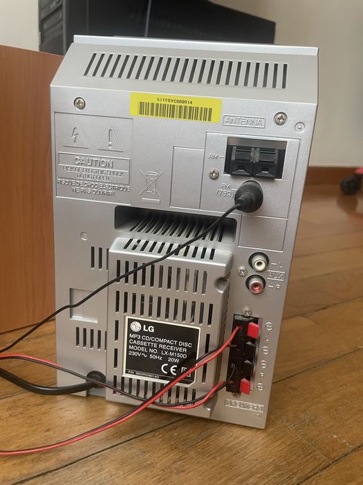Aparelhagem Micro Hi-Fi LG LX-M150D com AUX + Rádio + Comando Original