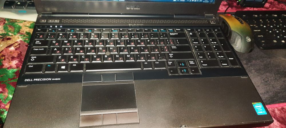 Ноутук Dell m4800