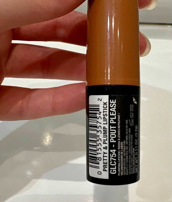 L.A. Girl - Pretty & Plump Lipstick