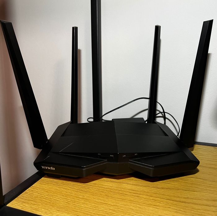 Router TENDA AC10 DualBand