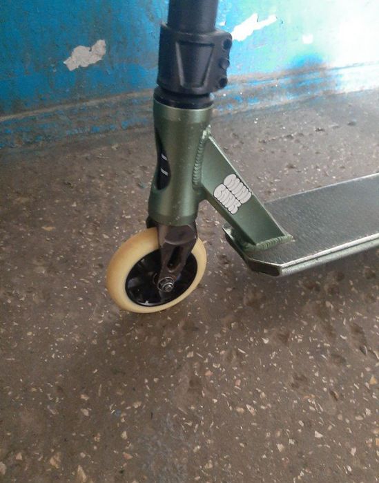 Трюковой самокат