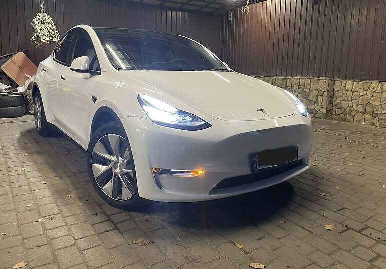 Tesla Model Y 2022: 17 300 $ - Tesla Київ на Olx