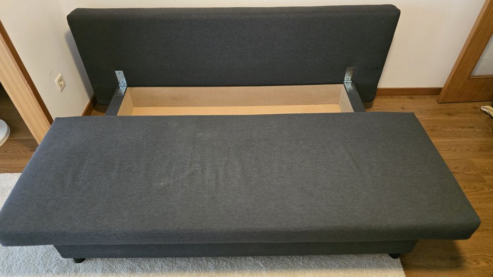 VENDIDO Sofá-cama 3 lugares