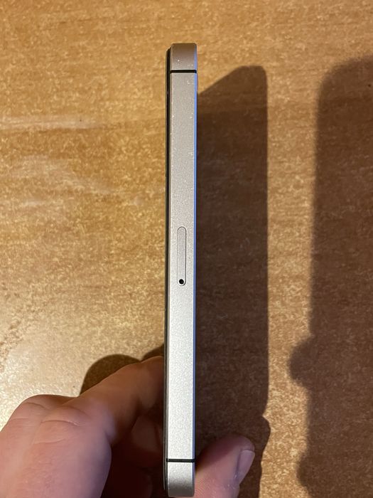 iPhone SE 2018 32GB