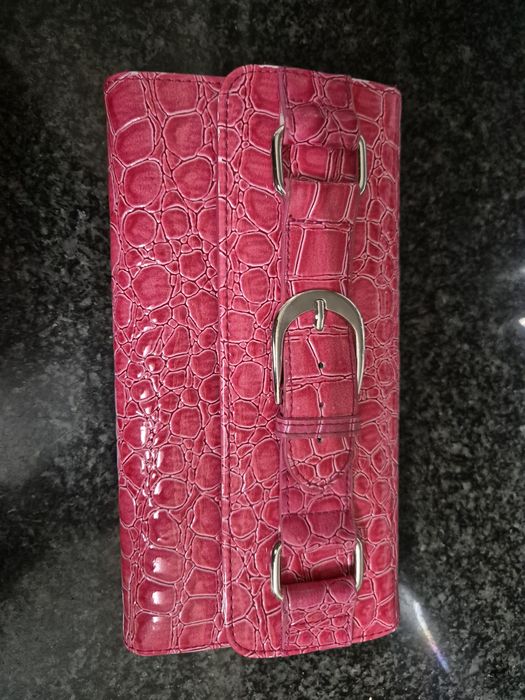 Vendo carteira nova.