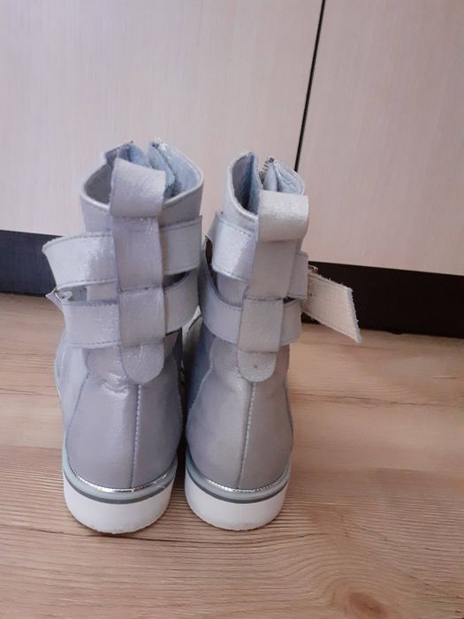 Шкіпяні чоботи на дівчинку. Сапожки осінні. Ботінки утепленні. Розмір