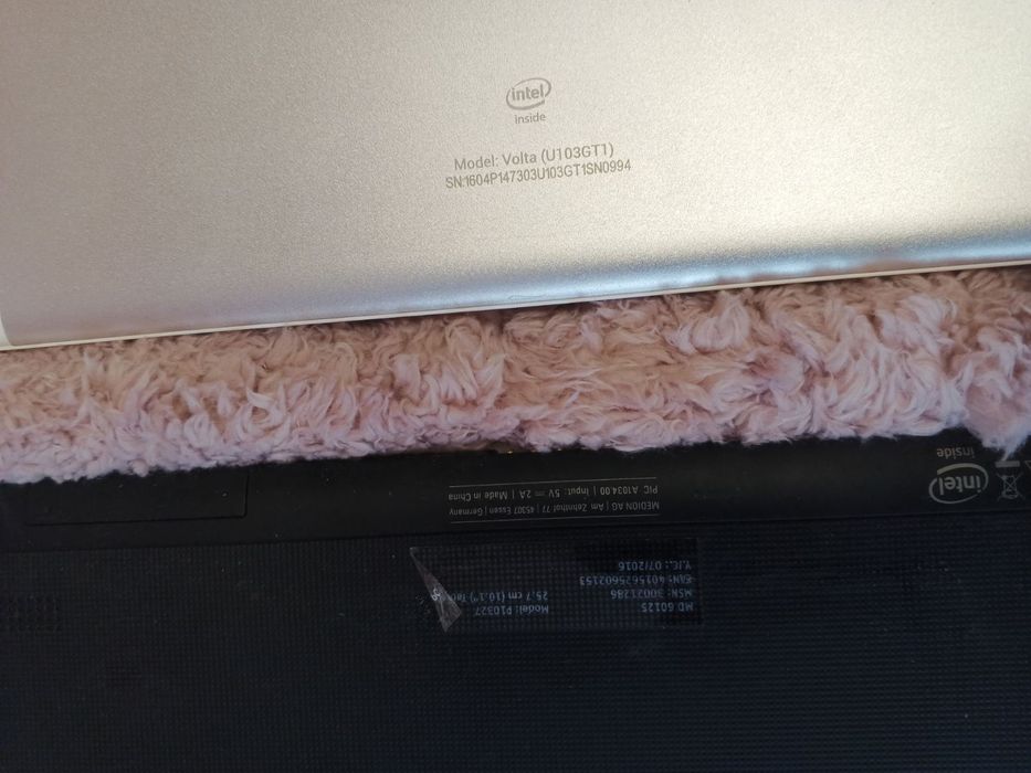 Лот з 8 планшетів на відновлення або запчастини