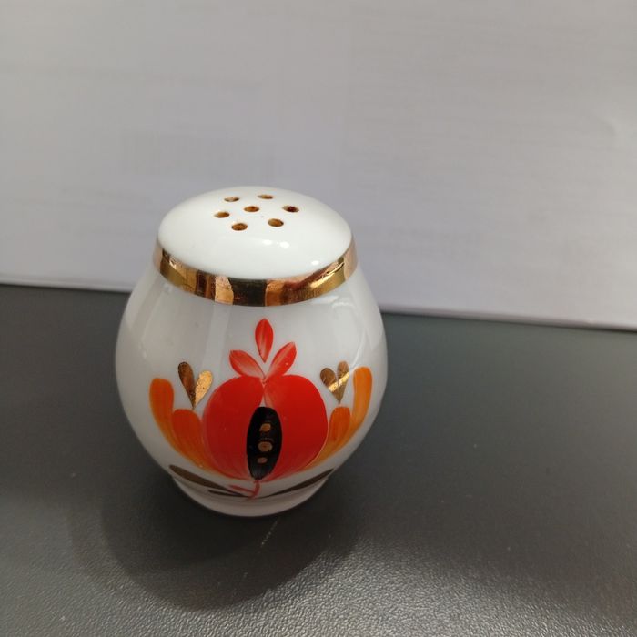 Сільнички в асортименті