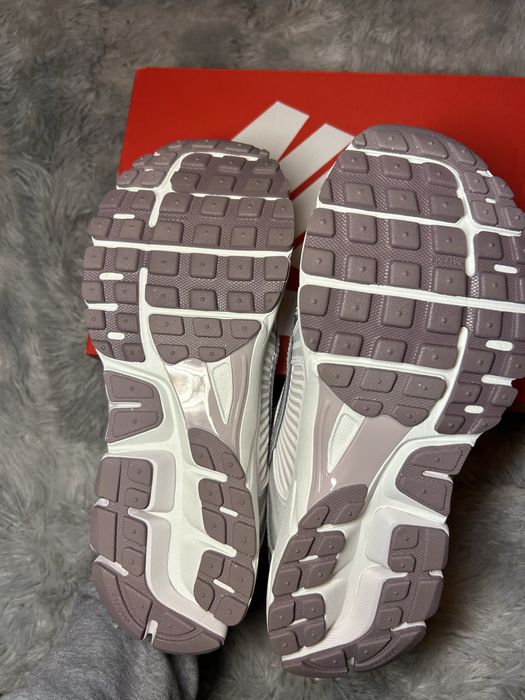 Nike Zoom Vomero 5