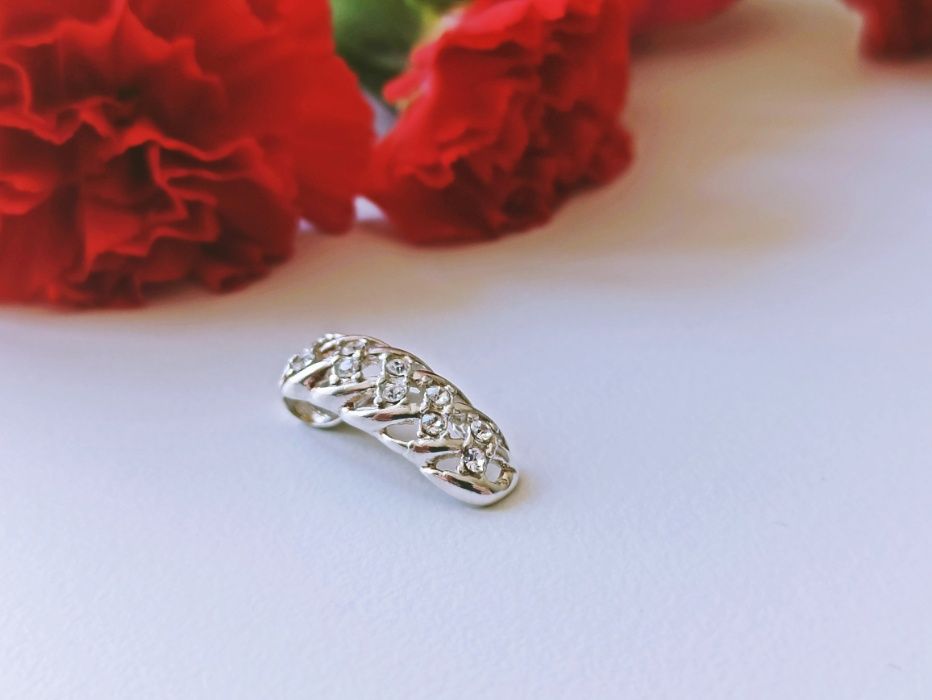 Piękna delikatna zawieszka cyrkonie SREBRO 925 Prezent dla Żony/Mamy