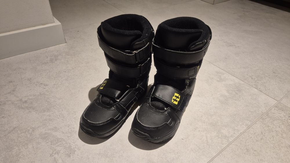Buty snowboardowe Morrow 36,5 23cm super lekkie