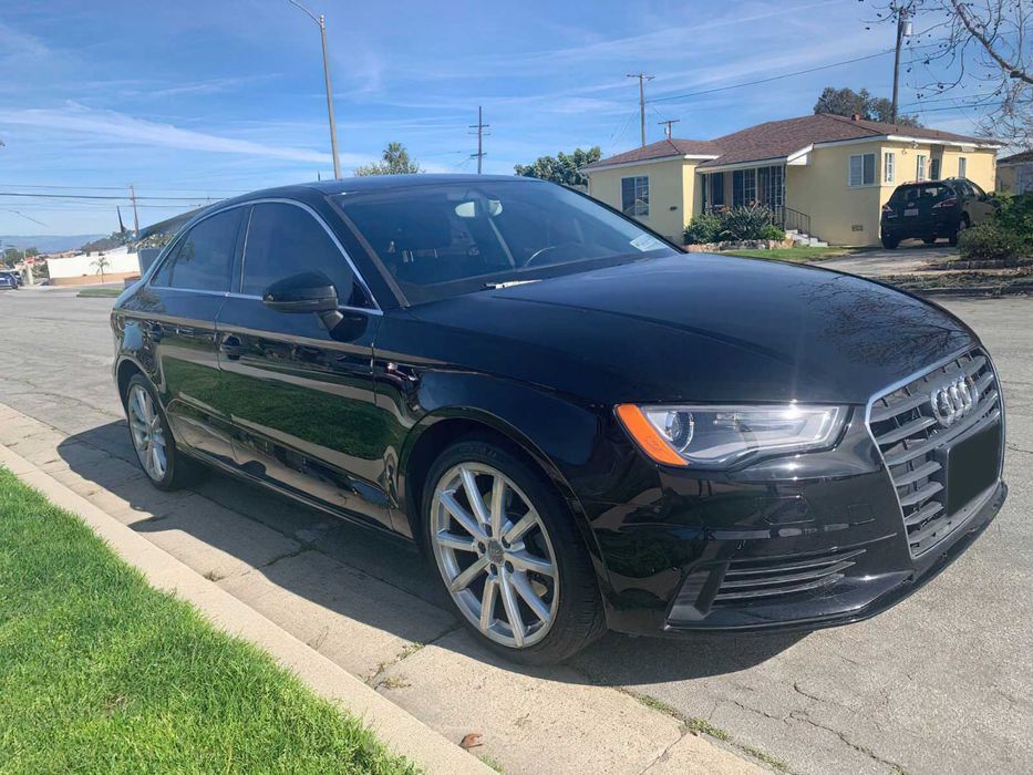 Audi A3      2015
