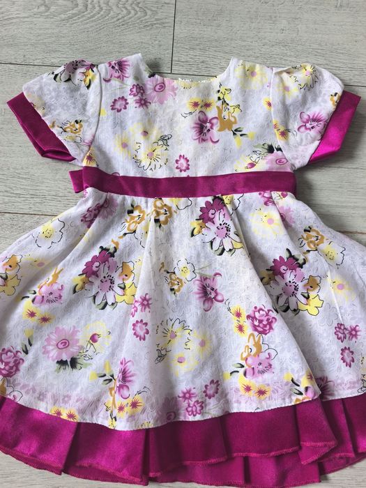 Elegancka sukienka 92