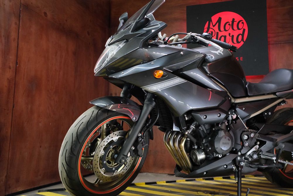 Yamaha XJ6 Diversion із Японії