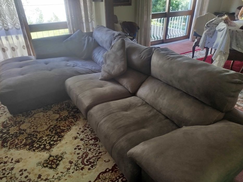 Sofa de três lugares