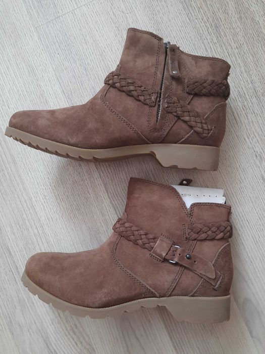 Ботинки полусапоги новыe Тeva 37рр