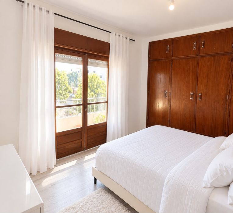 Alugo quarto de solteiro 360 uma pessoa 470 casal