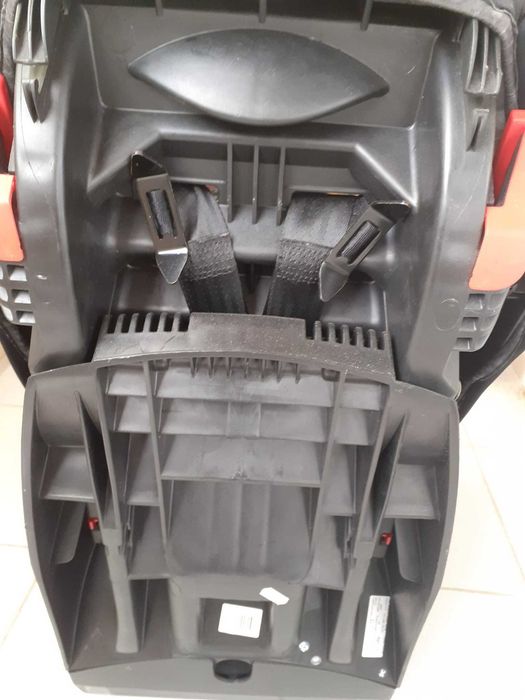 Cadeira Auto BebeConfort para bebé