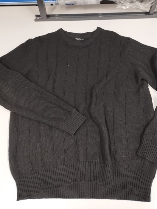 Sweter czarny męski codzienny wizytowy splot  maszynowych