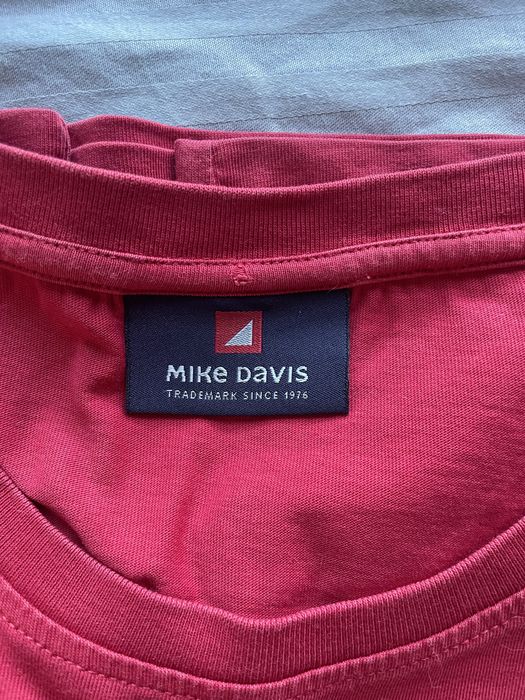 T-shirt Mike Davis