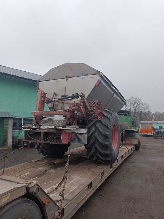 Розкидач добрив Bredal K105