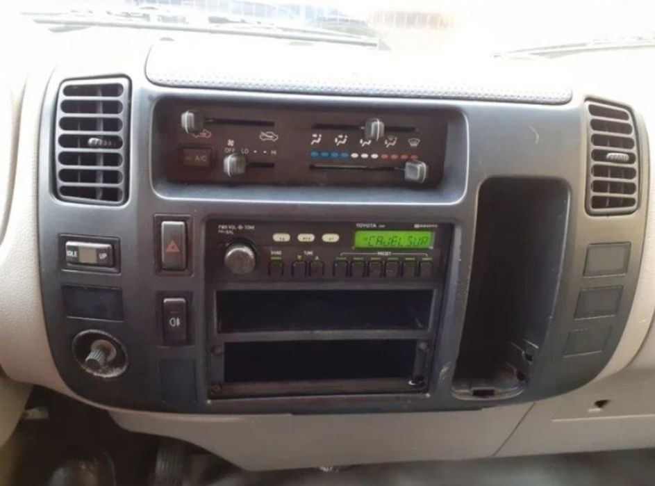 Toyota Dyna [M35.25] 3.0L [D-4D] 144HP 》Veículo Isotérmico Frigorífico